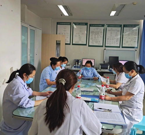 臨床藥師深入一線，實現藥學服務零距離與安全用藥咨詢